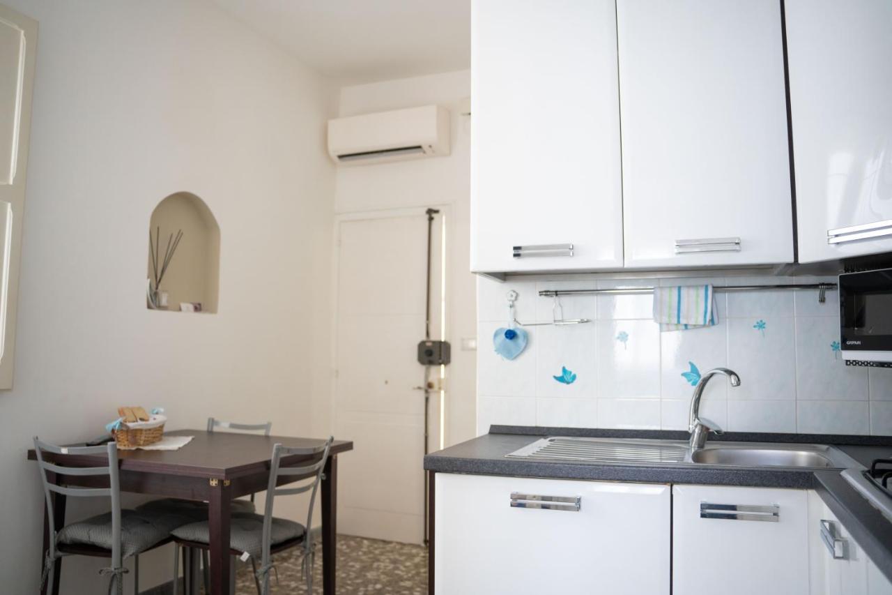 Antonia Jess Due Passi Dal Mare- Gessica Hh Apartman Monopoli Kültér fotó