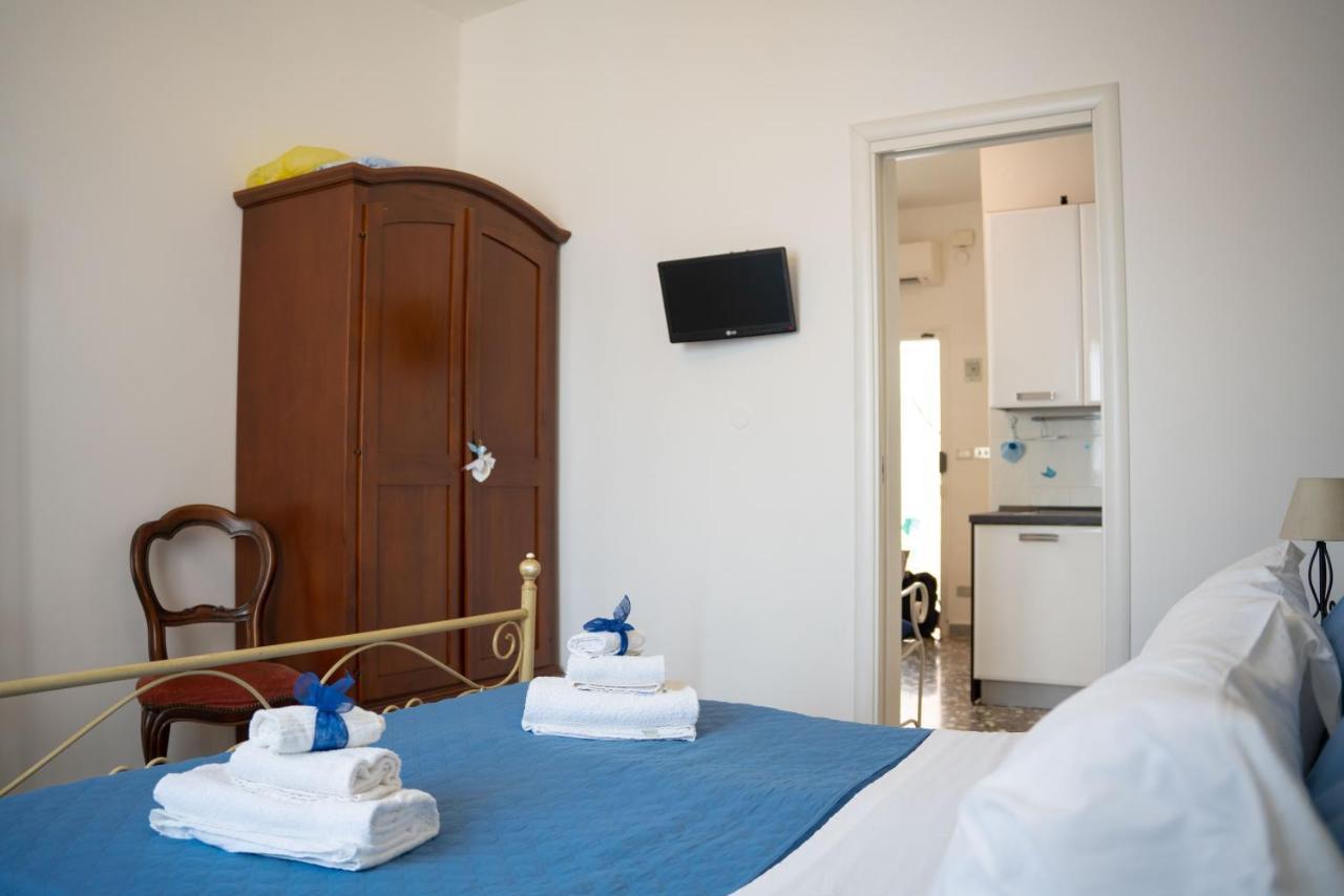 Antonia Jess Due Passi Dal Mare- Gessica Hh Apartman Monopoli Kültér fotó